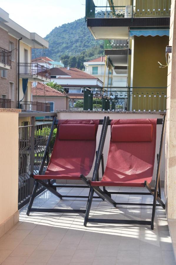 Viale Repubblica 307 6 Leilighet Pietra Ligure Eksteriør bilde